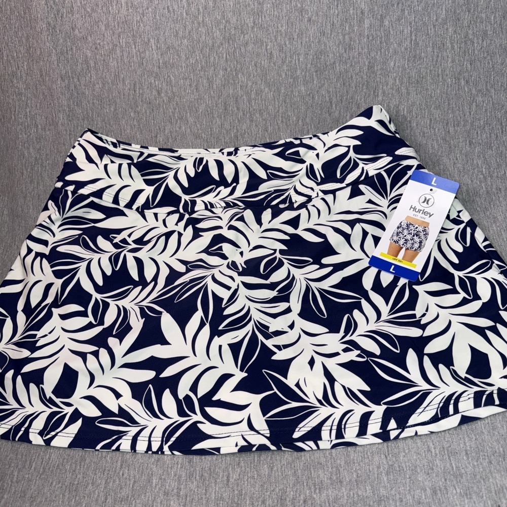 Hurley Women's Swim Skirt Skort Size L Navy White Tropical Leaf Print NWT
